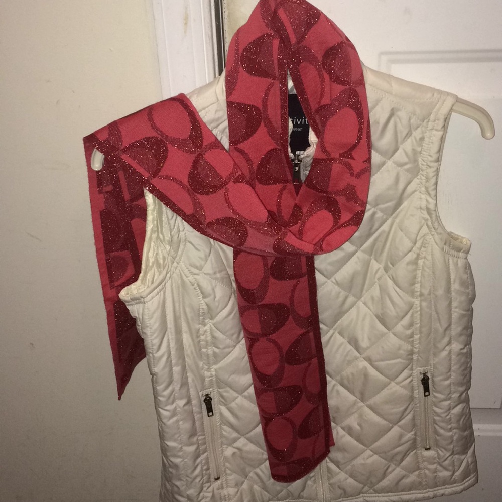 Coach scarf and vest set - Picture 2 of 5